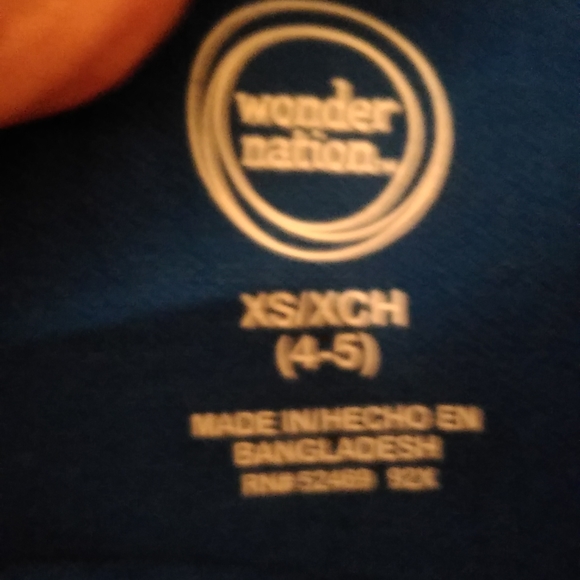 Child top size 4 -5 - Picture 5 of 5